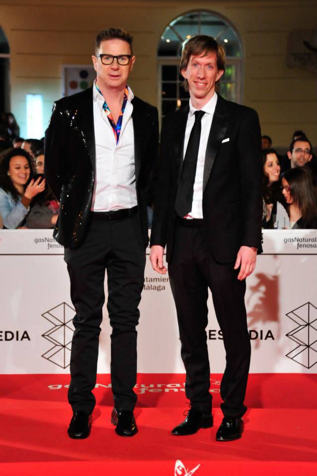 10006266_636437589736867_924626574_n